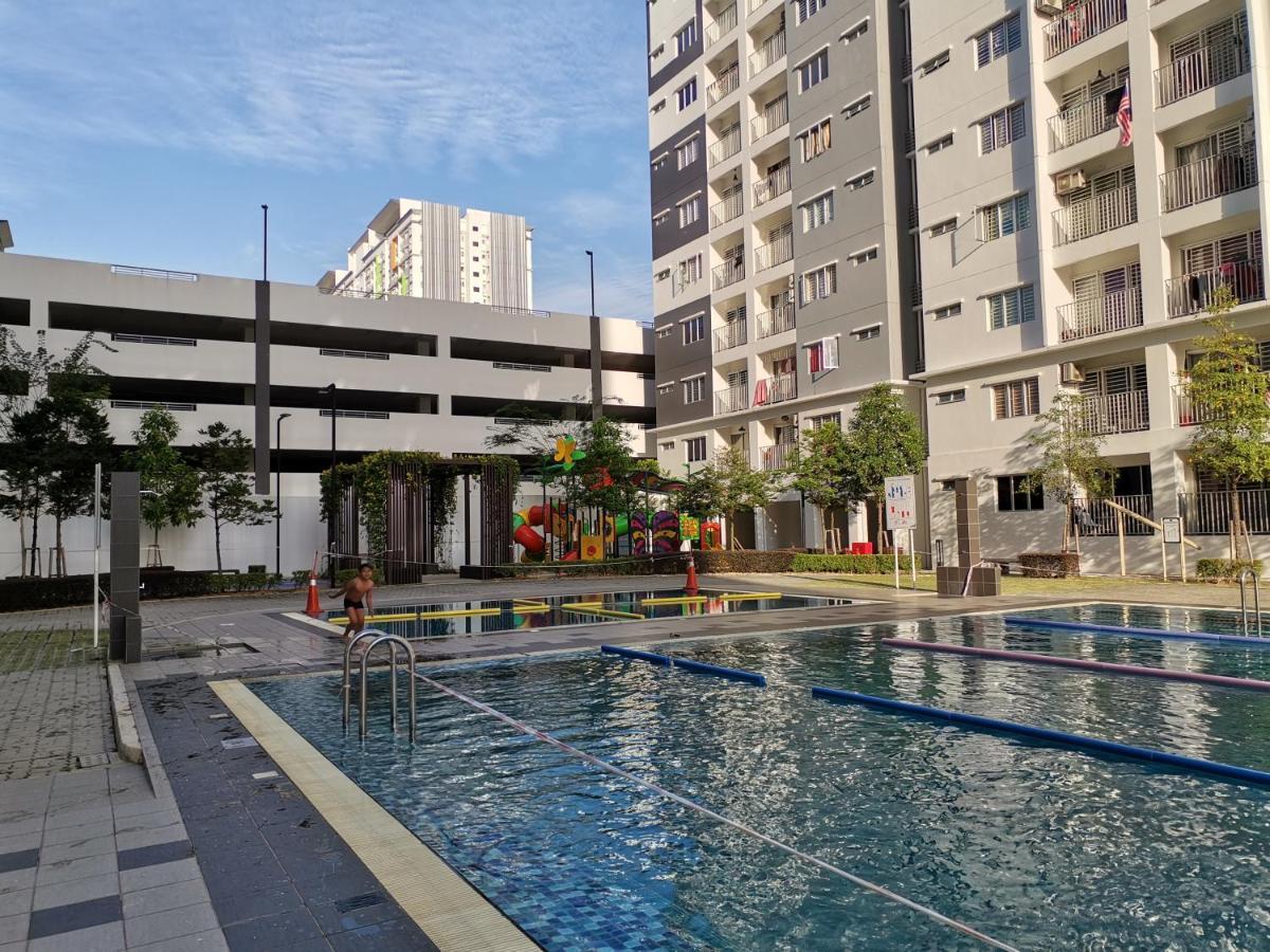 Rumah Sarah Semenyih Exterior foto
